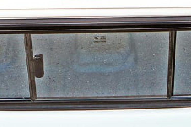 Bakkie / Canopy Slider Windows